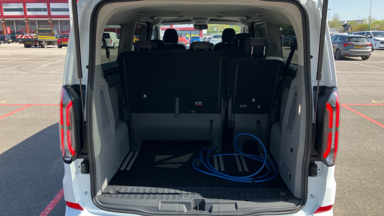 Ford Tourneo Custom 340 L2 Electric Rwd 160kW 65kWh H1 Titanium X 8 seater Auto